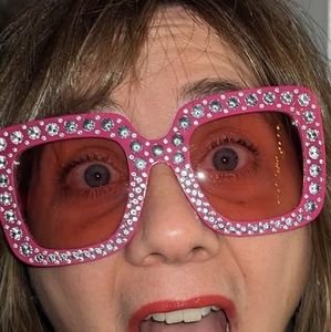 Meet your Posher, Andrea